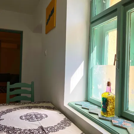 Julesence Apartment
