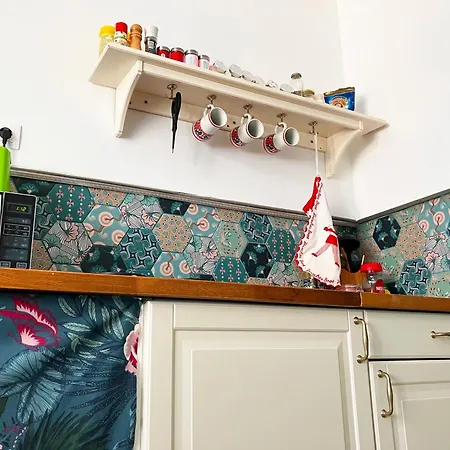 Julesence Apartman *